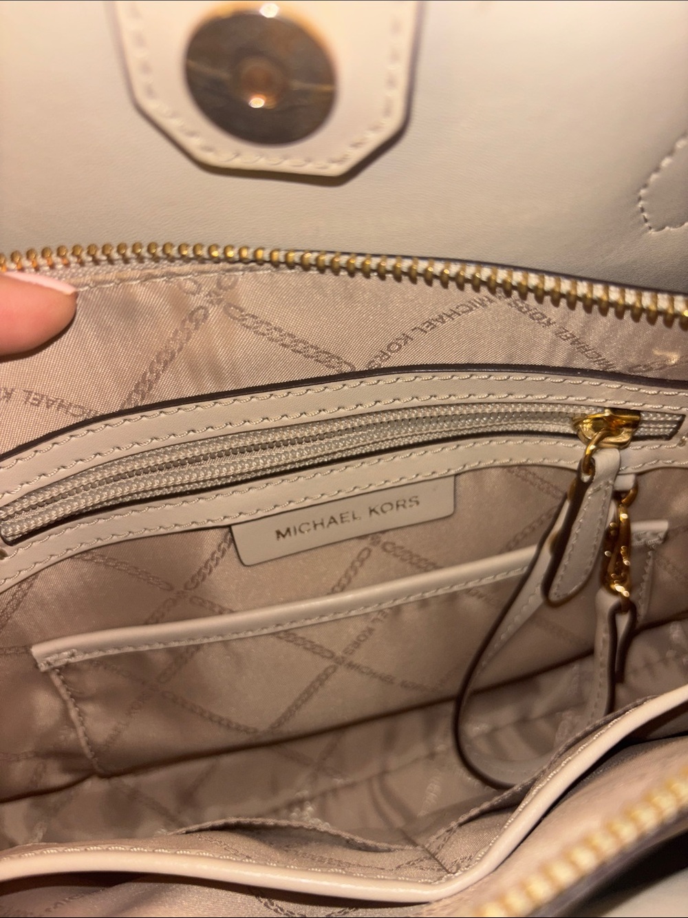 Michael Kors Beige Pebbled Leather Tote with Gold Charm & Wallet - Picture 5 of 11